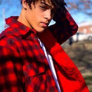 Meet your Posher, Isaac